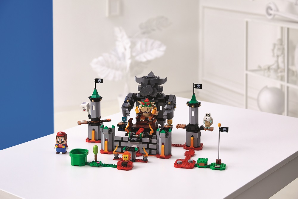 LEGO Super Mario Bowser's Castle Boss Battle