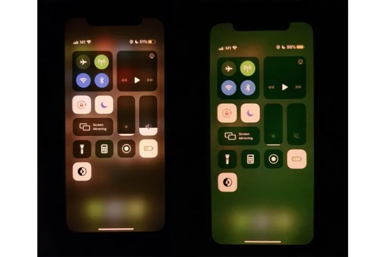 iPhone Green Tint
