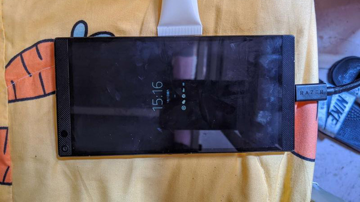 Razer Phone 3 Prototype Taobao 1