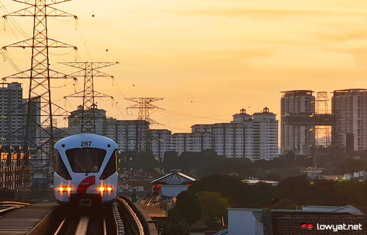 kelana jaya lrt line 27 new trains public transport Rapid KL PULSE app my50