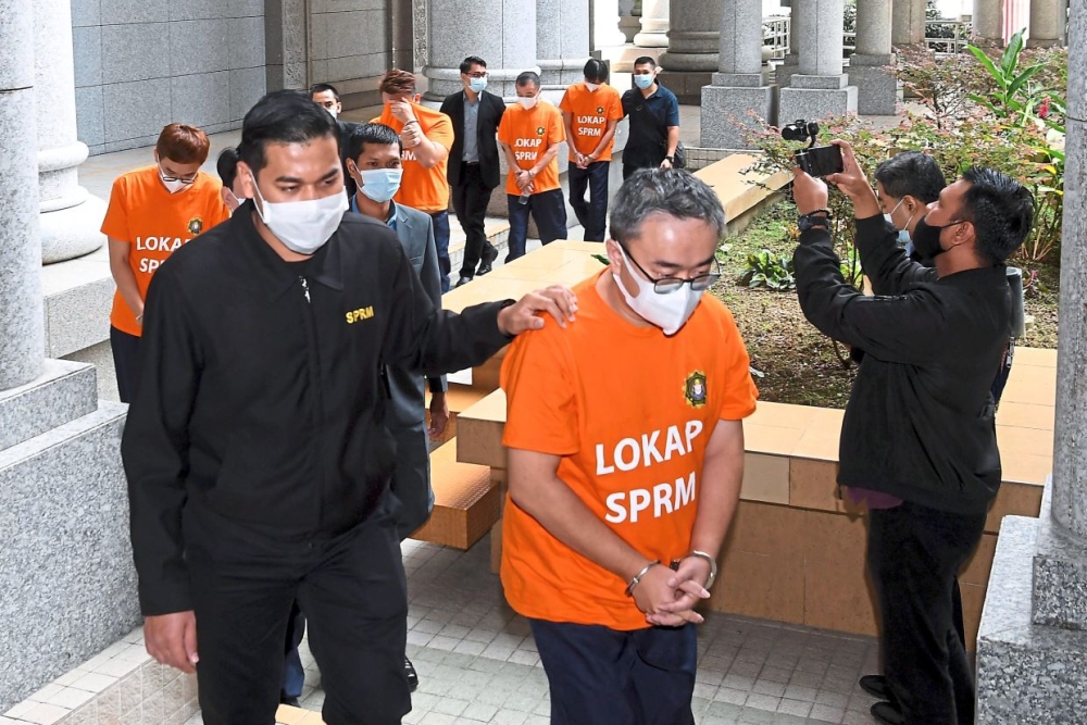 telco staff arrest 2