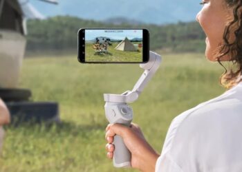 DJI Osmo Mobile 4 Official