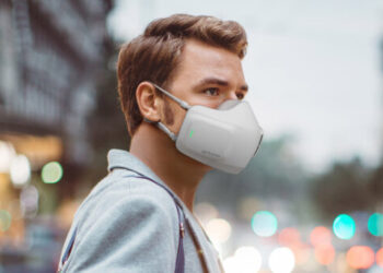 LG PuriCare Wearable Air Purifier