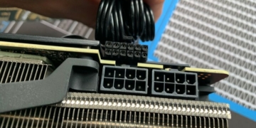 NVIDIA GeForce RTX 30 series 12 pin pcie connector