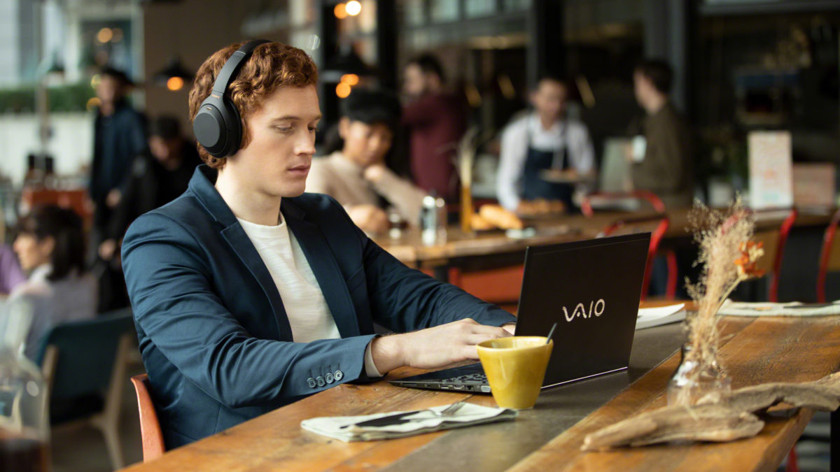 Sony WH-1000MX4 Wireless Noise-Cancelling Headphones Launched