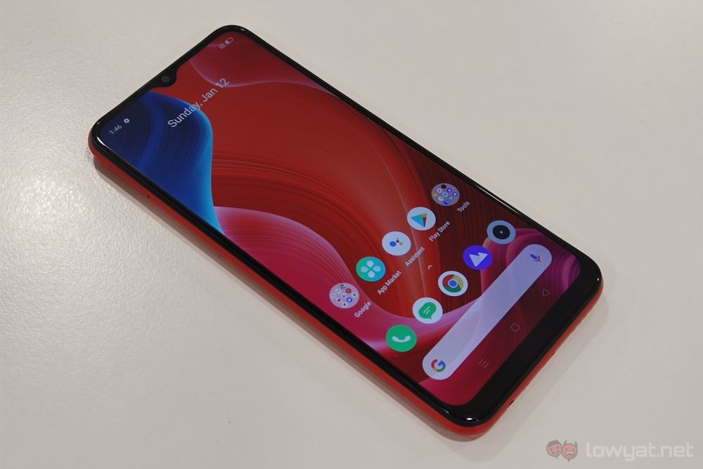 realme C12 front
