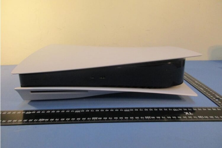 PS5 measured