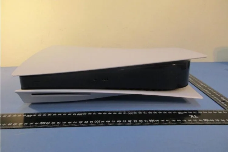 PS5 measured