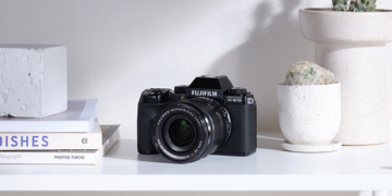 Fujifilm X-S10 mirrorless camera Malaysia