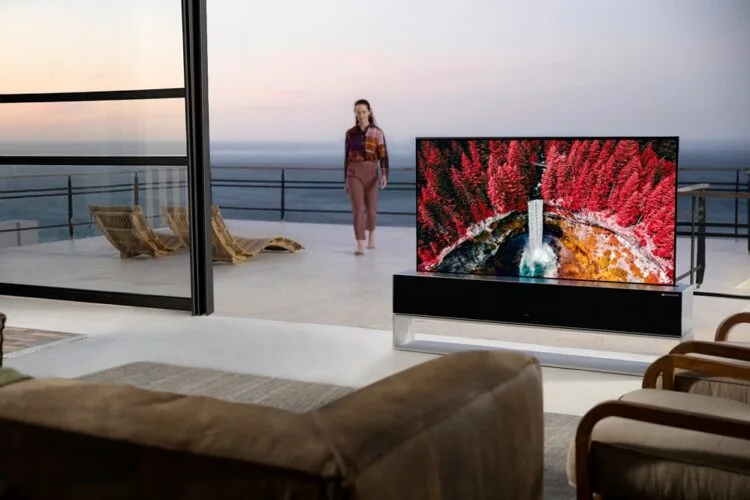 LG Signature OLED R