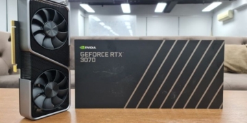 NVIDIA GeForce RTX 3070 FE box shot 2 800