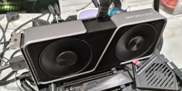 NVIDIA GeForce RTX 3070 FE plugged in running