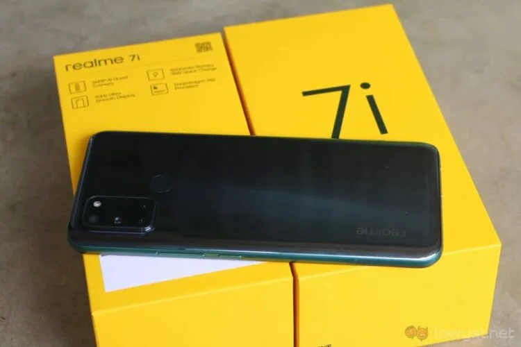 realme 7i box marked