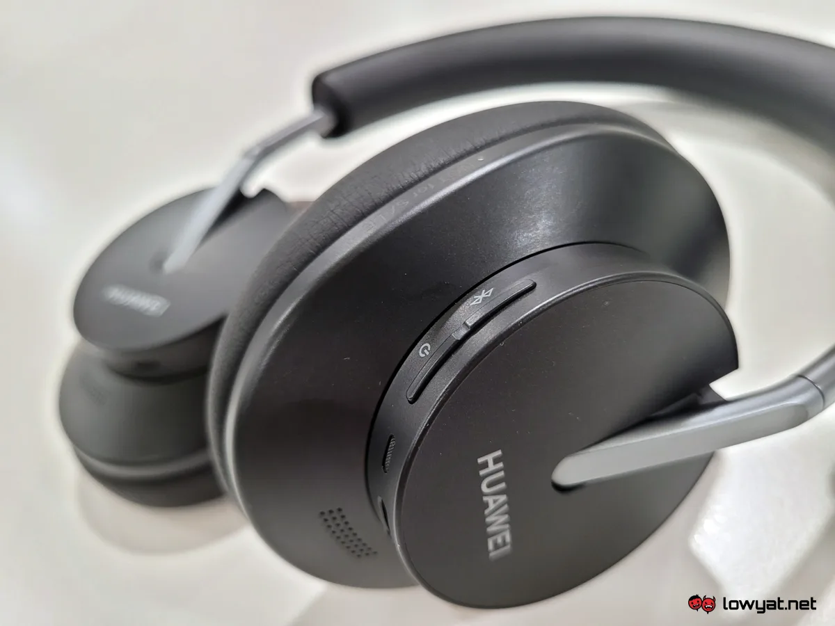 Huawei FreeBuds Studio Lightning Review