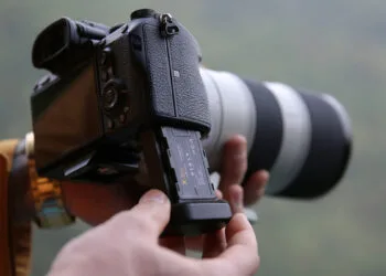 X-tra digital camera battery crowdfunded