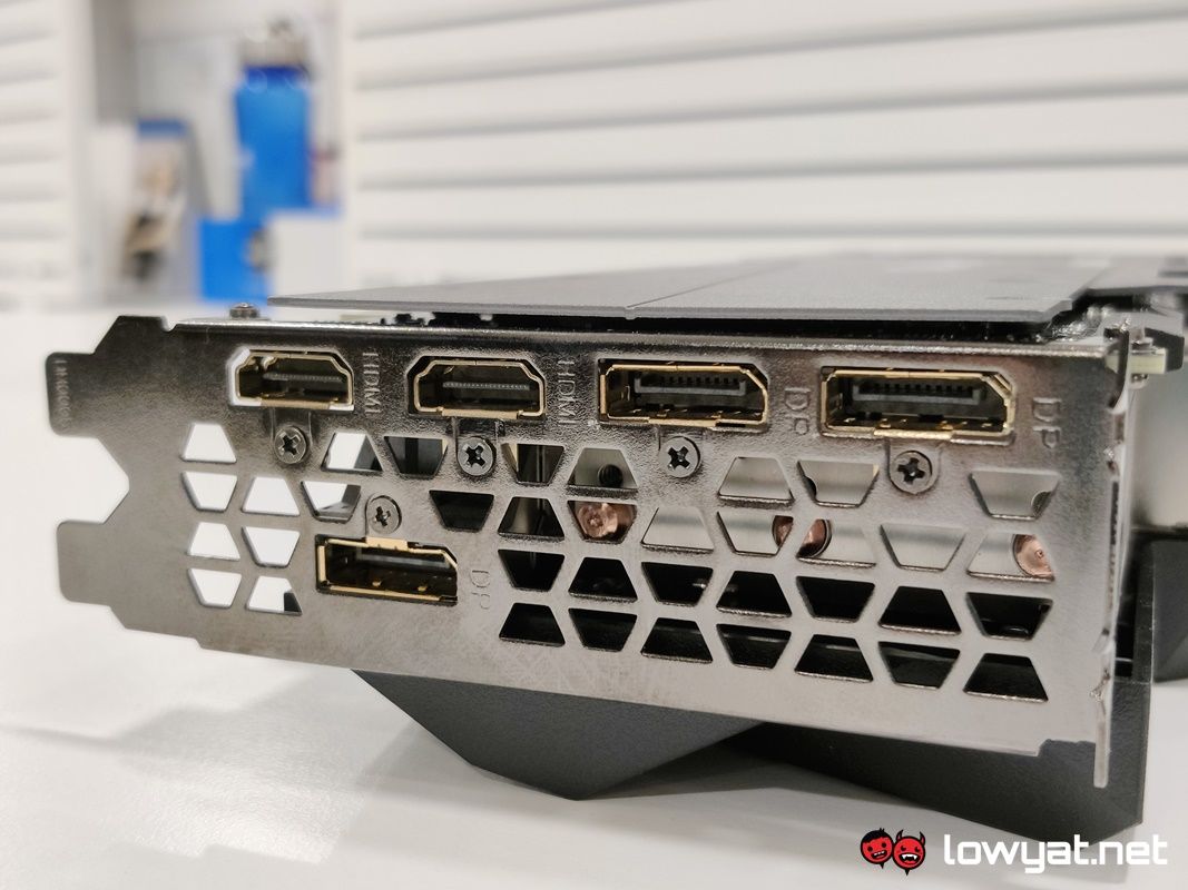 Gigabyte GeForce RTX 3090 Gaming OC ports