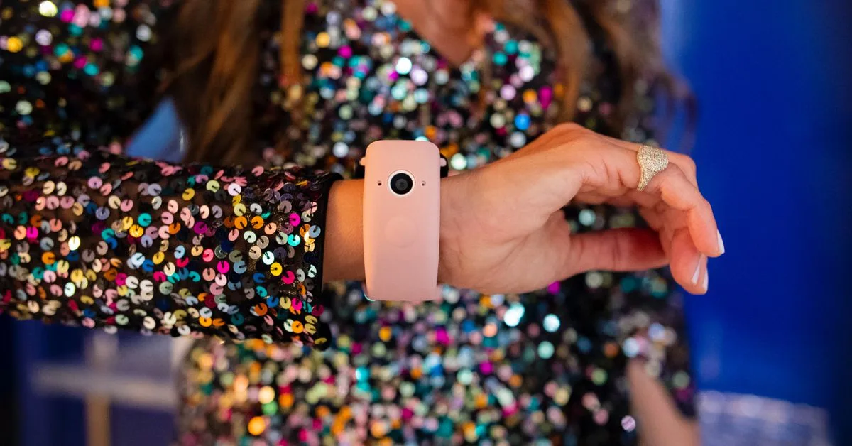 Wristcam Apple Watch Strap Dual Cameras