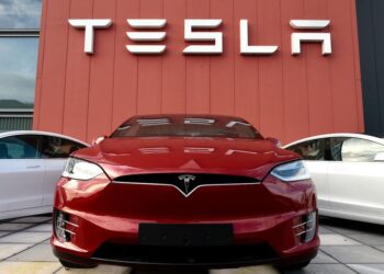 Tesla Boombox feature