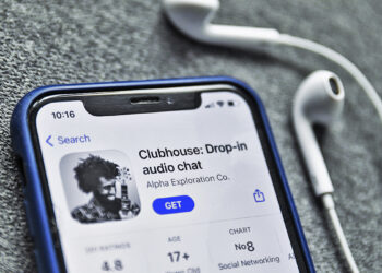 Clubhouse banned in China