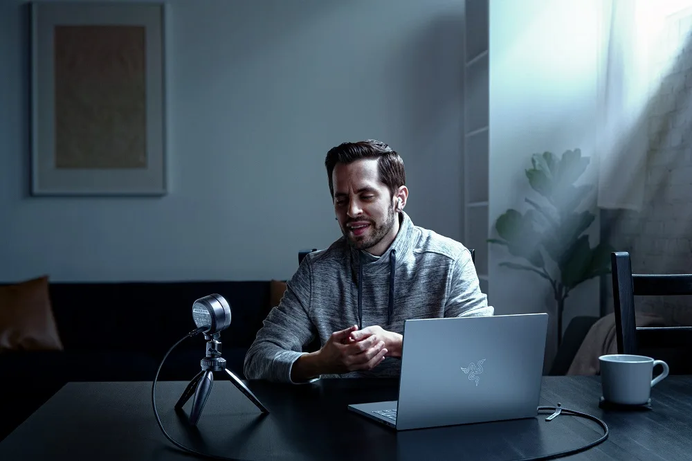 Razer Kiyo Pro tripod