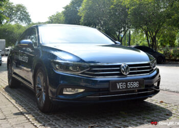 Volkswagen Passat Elegence Onboard Tech