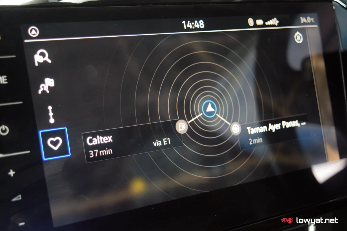 Volkswagen Passat Elegence Onboard Tech