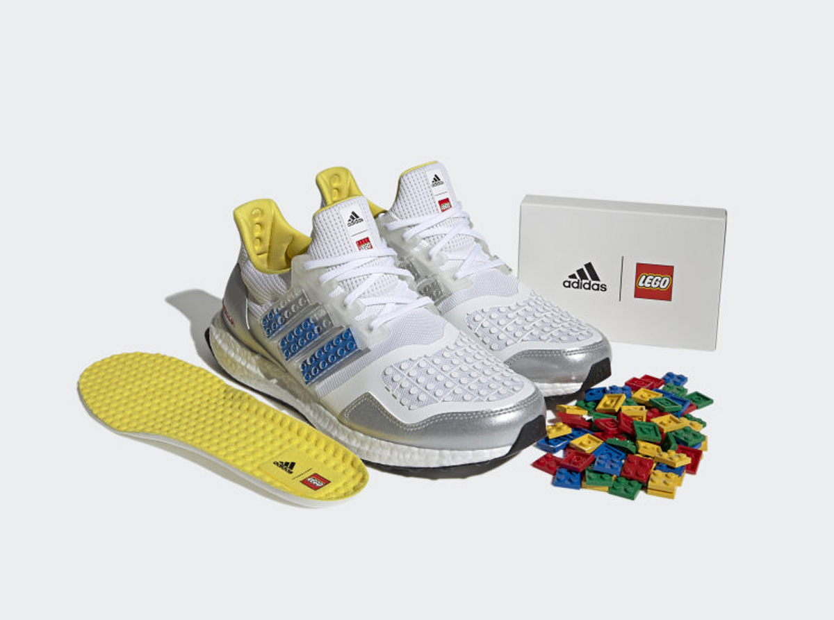 Adidas Ultraboost DNA x LEGO Plates running shoes
