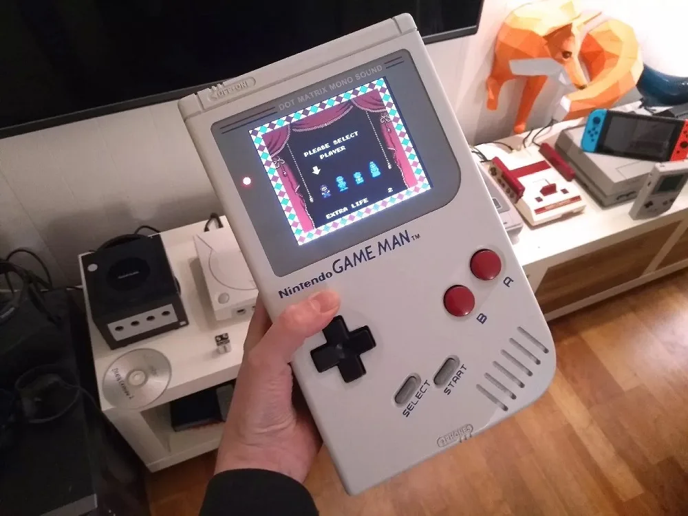 Game Man hand