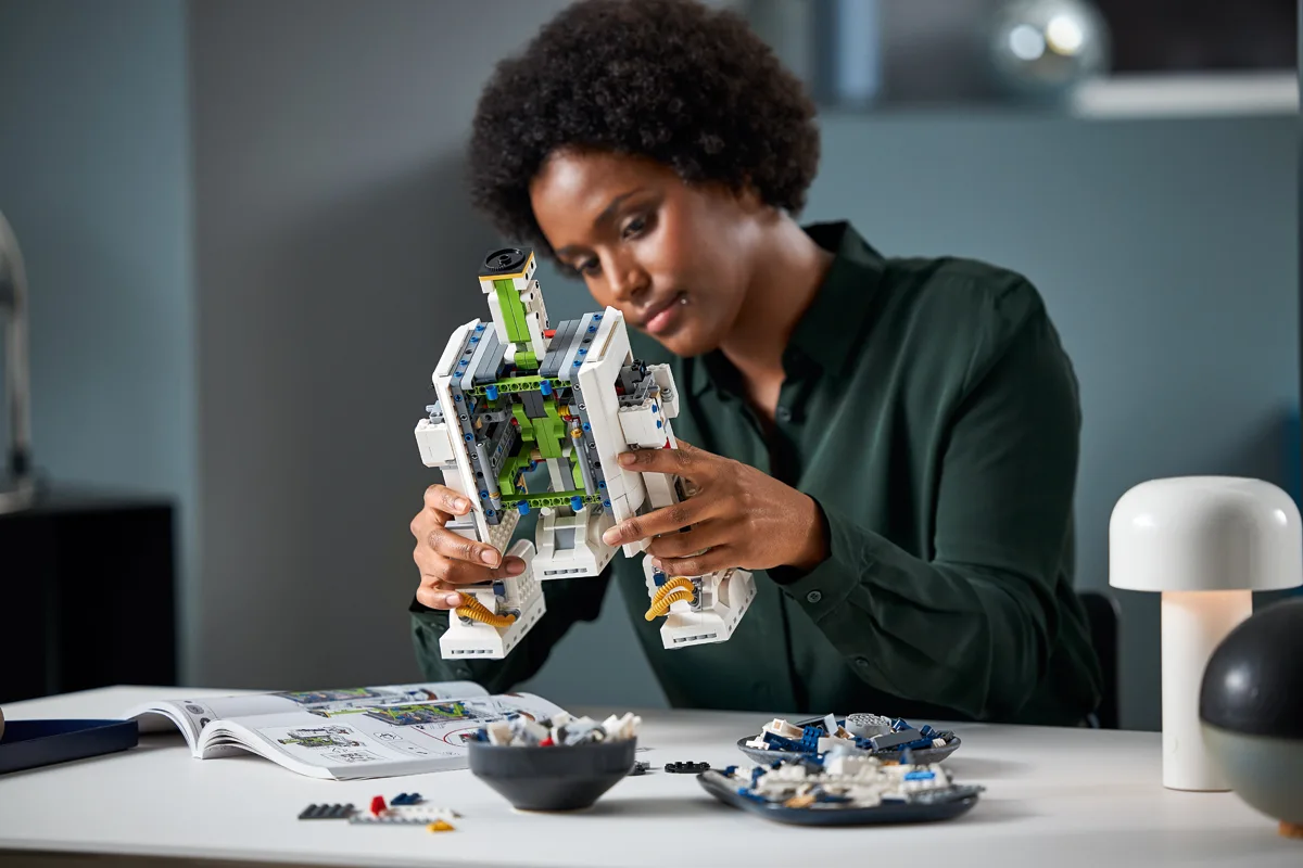LEGO R2-D2 Star Wars 2021