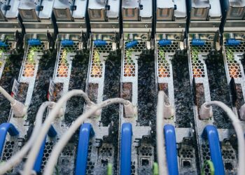 Microsoft liquid cooling servers