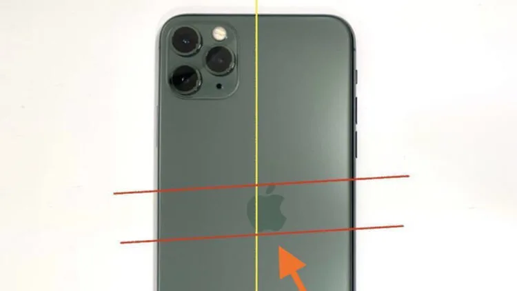 iPhone 11 Pro misprinted apple logo