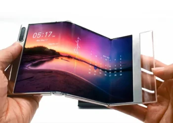 Samsung S-Foldable Smartphone Prototypes Display Week