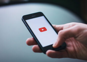 YouTube iPhone iOS app