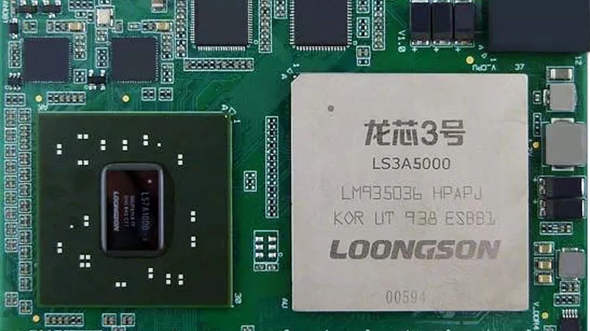 An image of a Loongson processor (Image source: Tom's Hardware.).