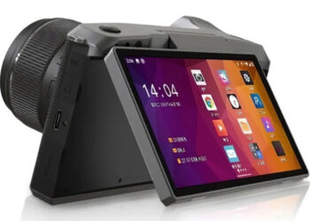 Yongnuo YN455 Android Mirrorless Camera China M43