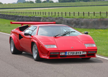 Lamborghini Countach 50th anniversary new model hybrid