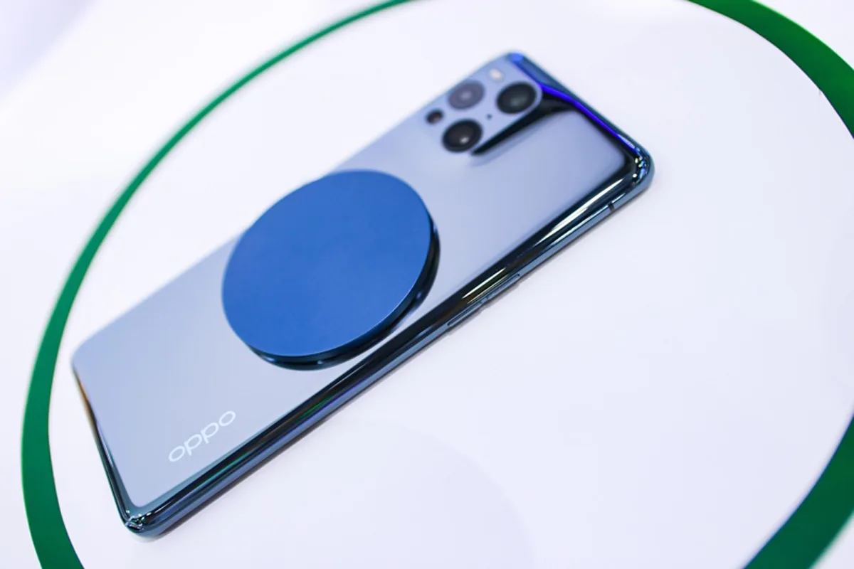 OPPO MagSafe competitor MagVOOC charging technology