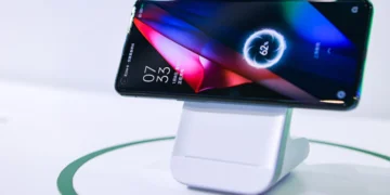 OPPO MagSafe competitor MagVOOC charging technology