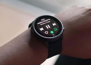 Spotify direct streaming download features Wear OS