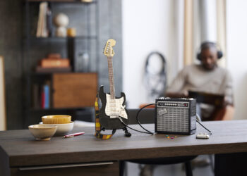 LEGO Ideas Fender Stratocaster set Malaysia