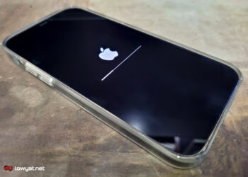 Apple Addresses Critical Security Loopholes Firmware Update iOS 15 iOS 18