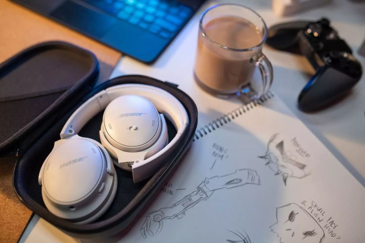 Bose QuietComfort 45 Smart Noise Cancelling Headphones