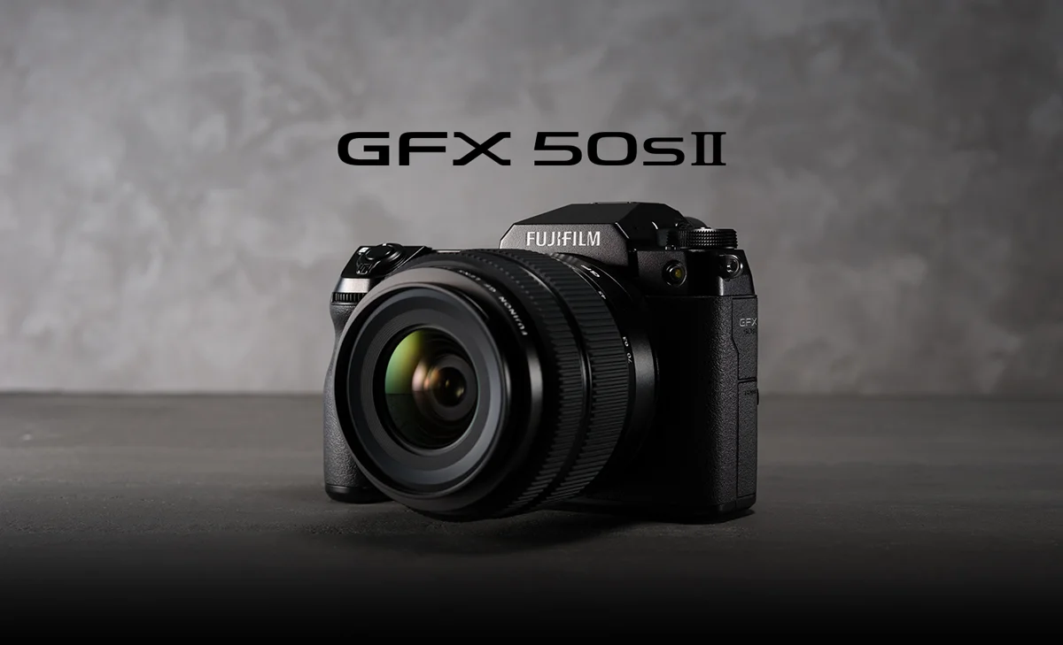 Fujifilm GFS 50s II medium format mirrorless camera
