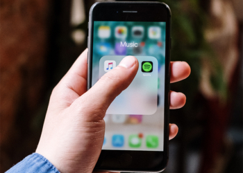 iPhone iOS Spotify overheating issues