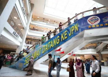 JPN Hamzah Zainudin Birth Certificates Security