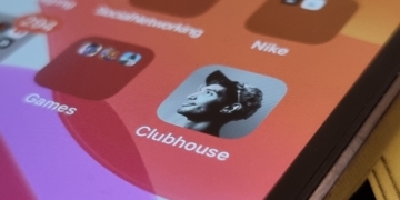 Clubhouse feature app music mode chat platform audio