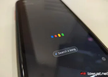 Google Assistant on iPhone