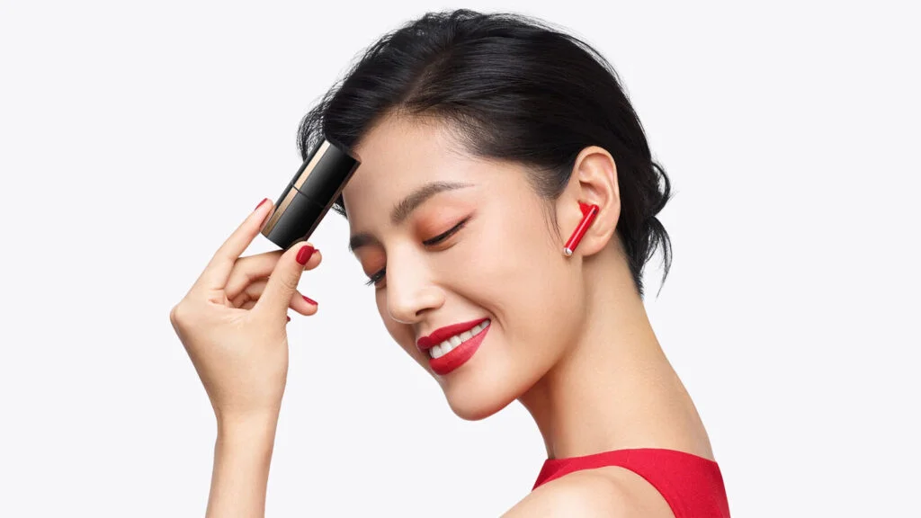 Huawei Freebuds Lipstick lifestyle