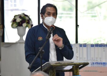 Khairy jamaluddin health minister