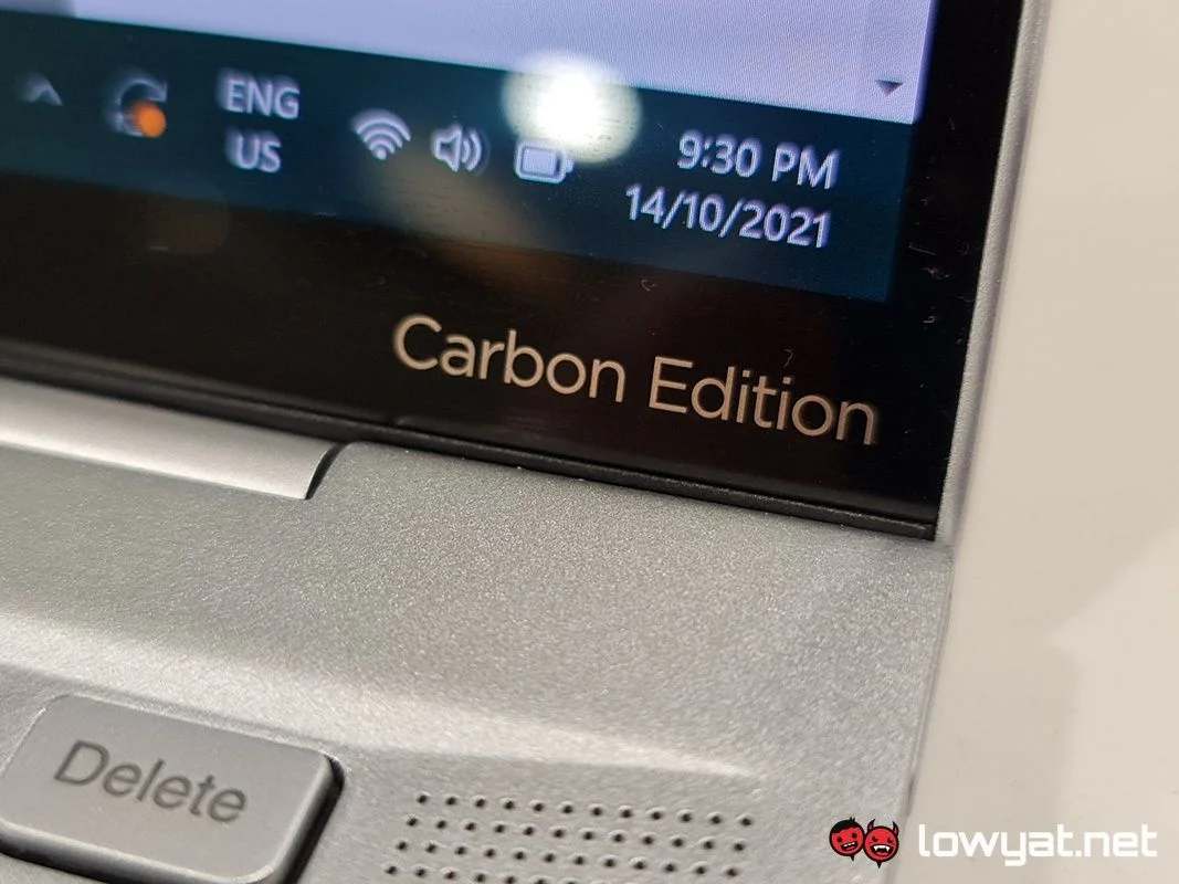 Lenovo Yoga Slim 7 Carbon 2